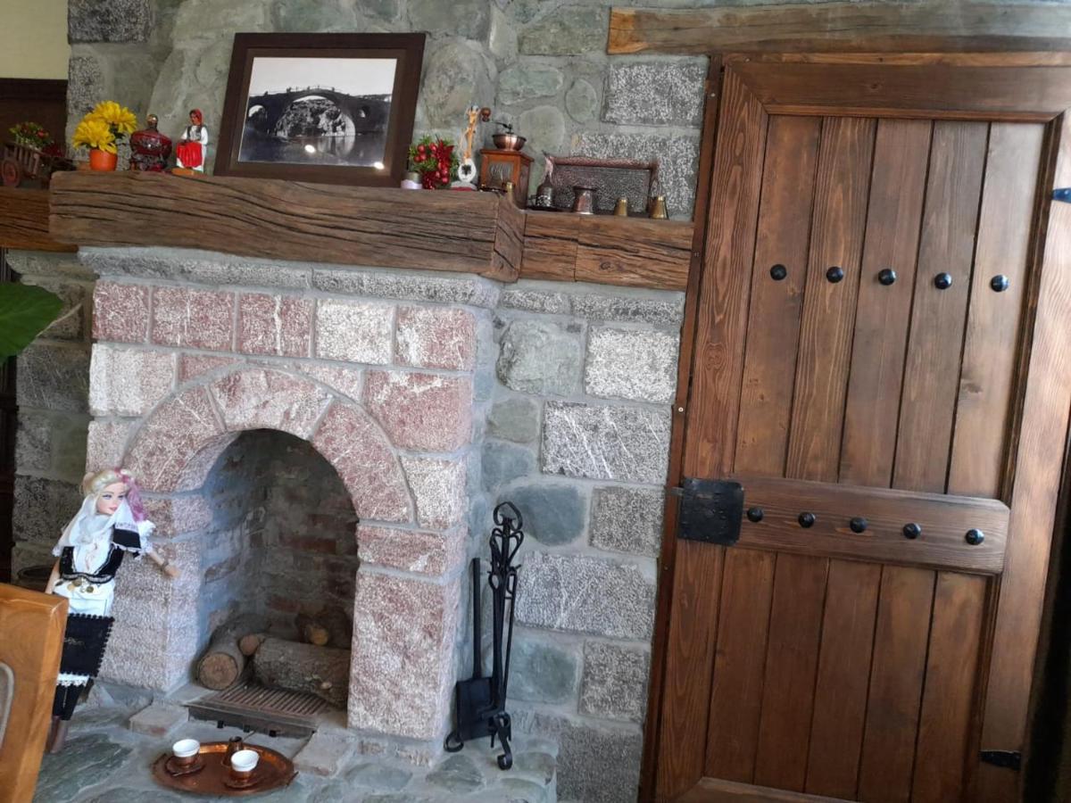 Hotel Happy Gjakova Екстер'єр фото