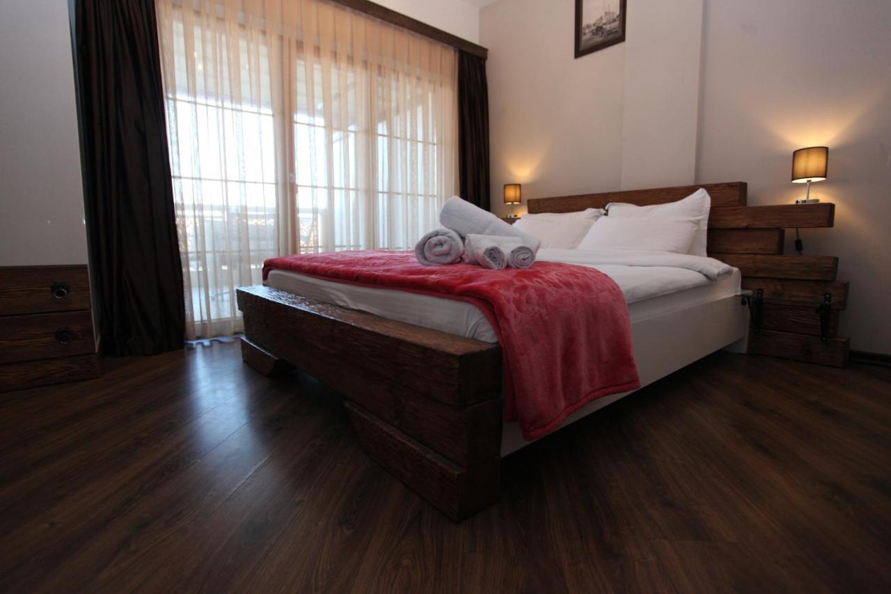 Hotel Happy Gjakova Екстер'єр фото
