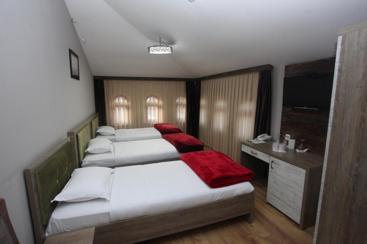 Hotel Happy Gjakova Екстер'єр фото