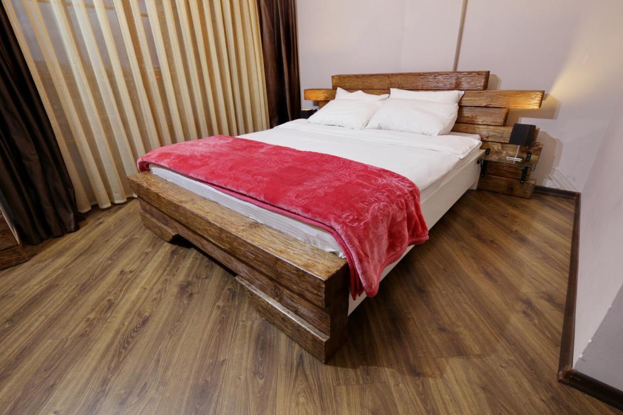 Hotel Happy Gjakova Екстер'єр фото